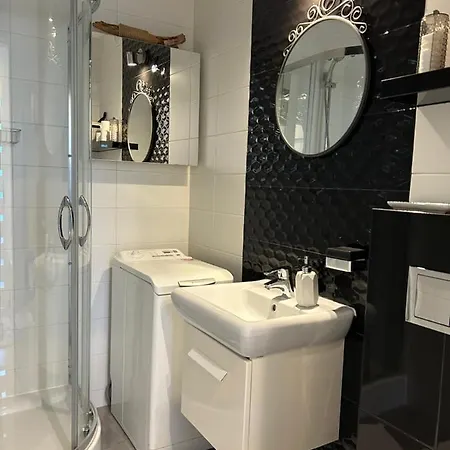 Apartment Near To The & Centre Jagiellonska